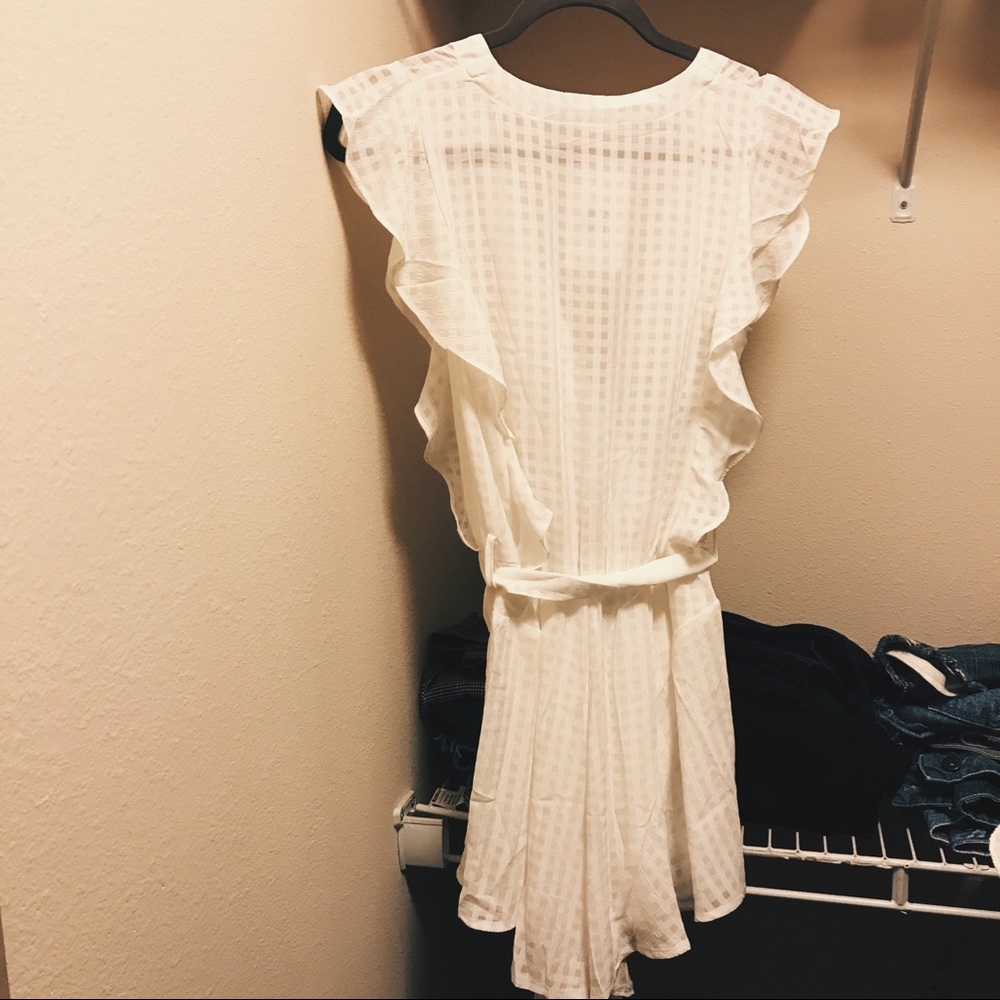 BRAND NEW PRINCESS POLLY ROMPER NWT - Picture 4 of 4